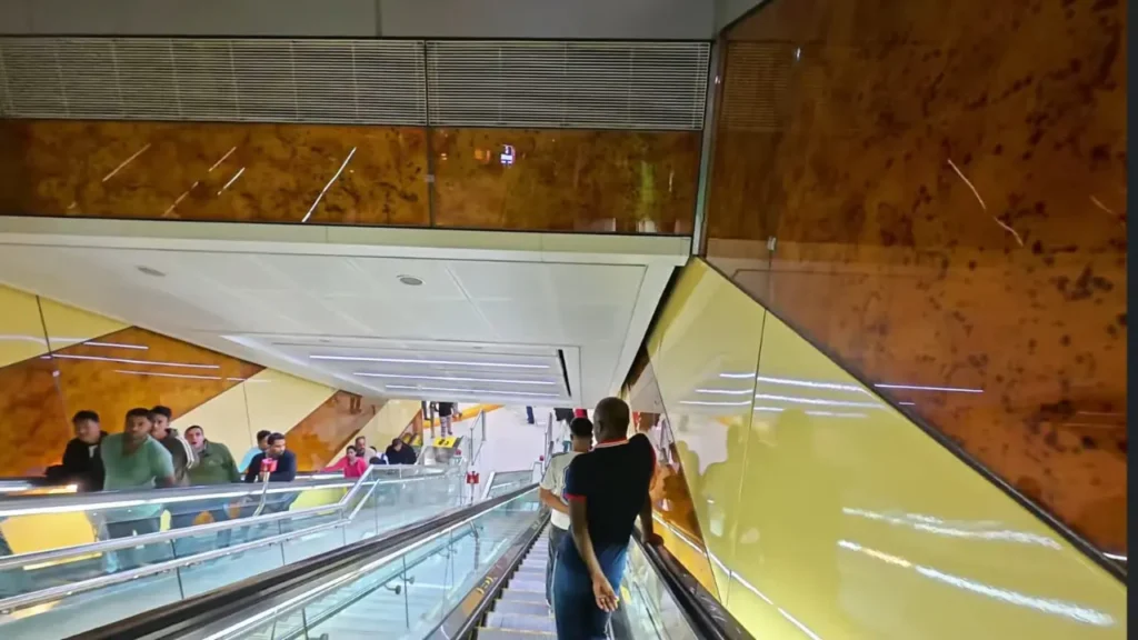 meena bazarbur dubai nearest metro station
